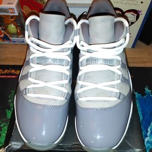 Jordan 11 low (Cool Grey)